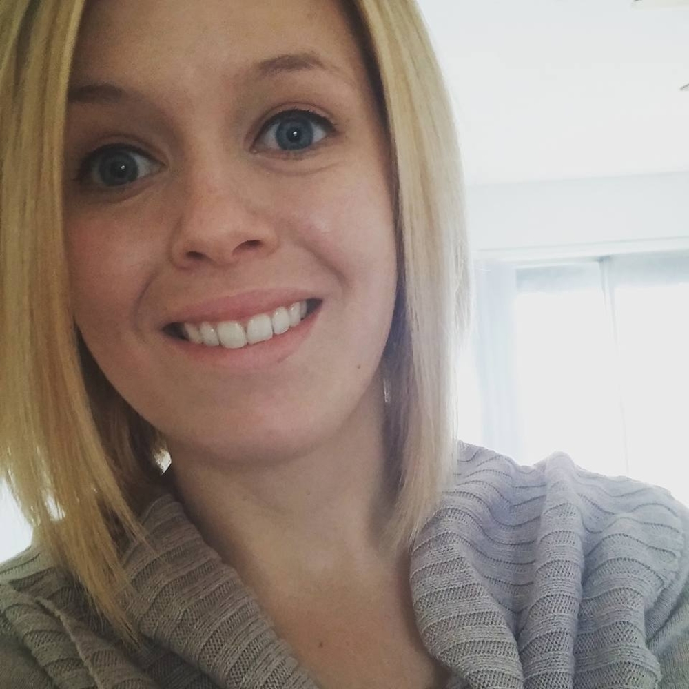 Meet your Posher, Corinne